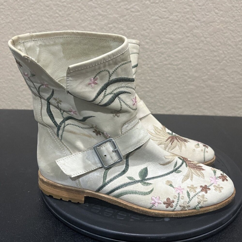 Embroidered Leather‎ Moto Boots Cream Floral 36/US 6 Boho Whimsi Festival Fairy